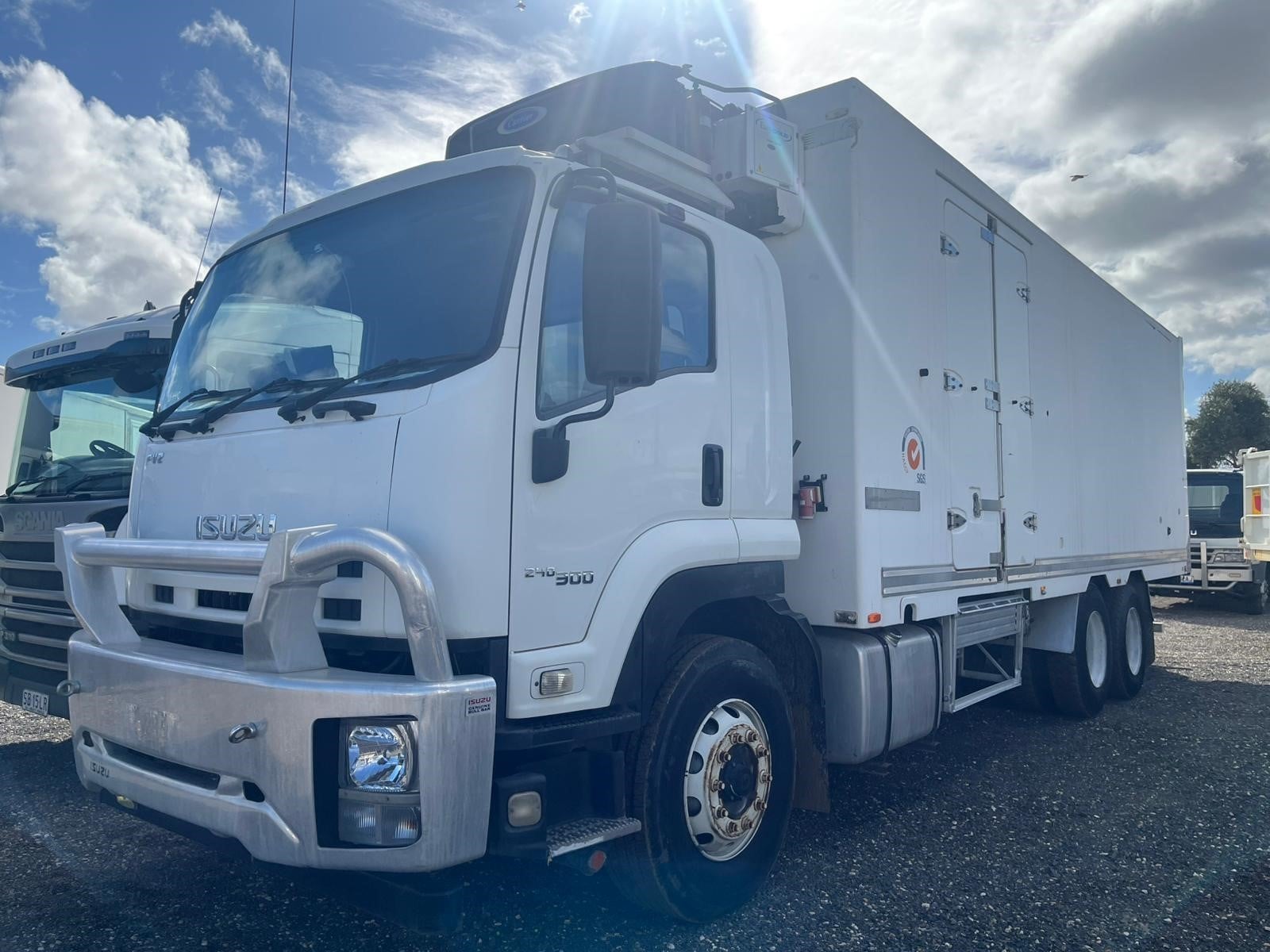 White Pantech Truck