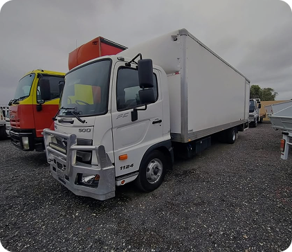 white pantech truck